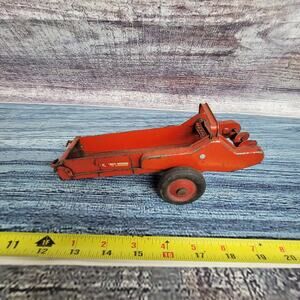 Vtg 1/32 Tru-Scale IH MCCORMICK Deering press steel manure spreader parts/repair